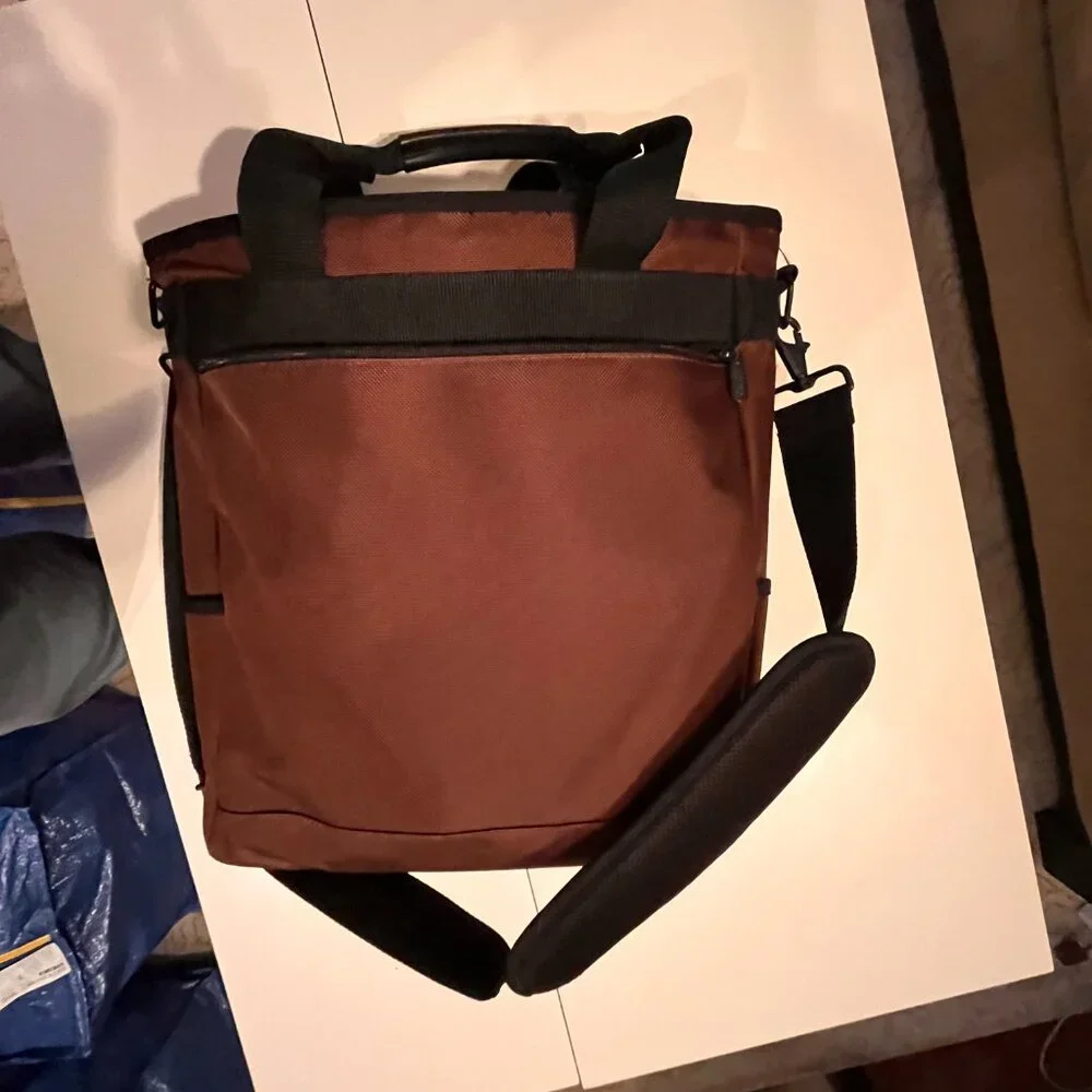 Manhattan Portage Padded Laptop Carrying Case - Great Condition (wa/x)‎